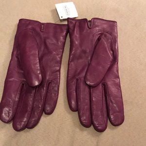 Coach leather gloves with merino wool liner NWT
